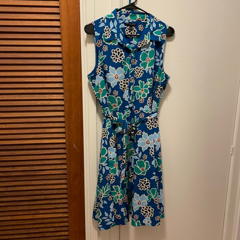Barely worn Banana Republic Dress